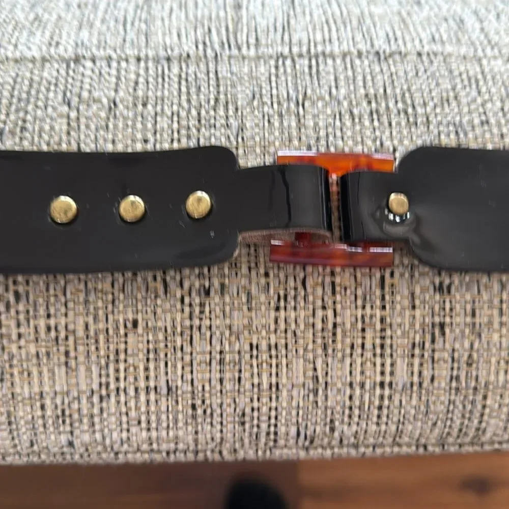 Vintage patent leather belt